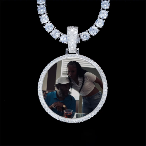 925S & VVS Moissanite 3D Circle Custom Picture Pendant