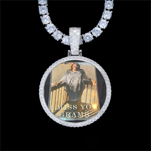 925S & VVS Moissanite 3D Circle Custom Picture Pendant