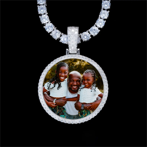 925S & VVS Moissanite 3D Circle Custom Picture Pendant