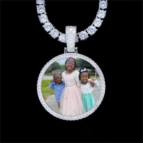 925S & VVS Moissanite 3D Circle Custom Picture Pendant