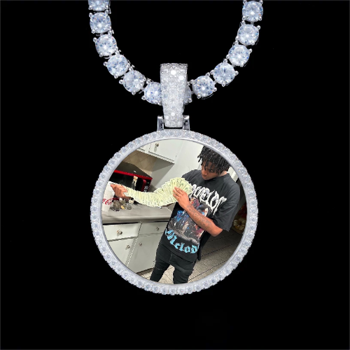 925S & VVS Moissanite 3D Circle Custom Picture Pendant