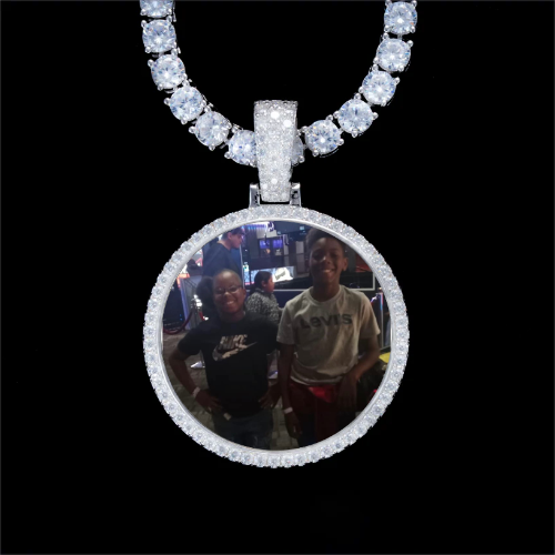 925S & VVS Moissanite 3D Circle Custom Picture Pendant