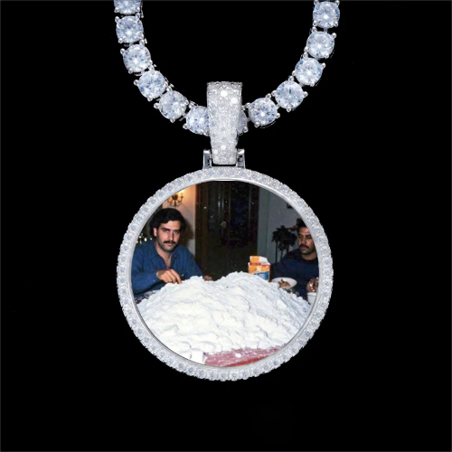 925S & VVS Moissanite 3D Circle Custom Picture Pendant