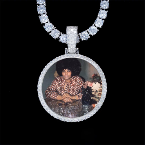 925S & VVS Moissanite 3D Circle Custom Picture Pendant