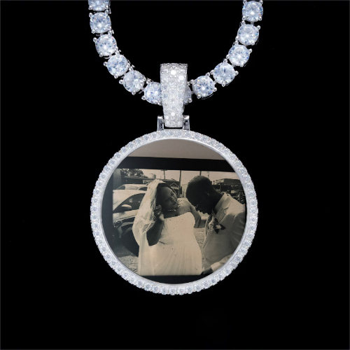 925S & VVS Moissanite 3D Circle Custom Picture Pendant