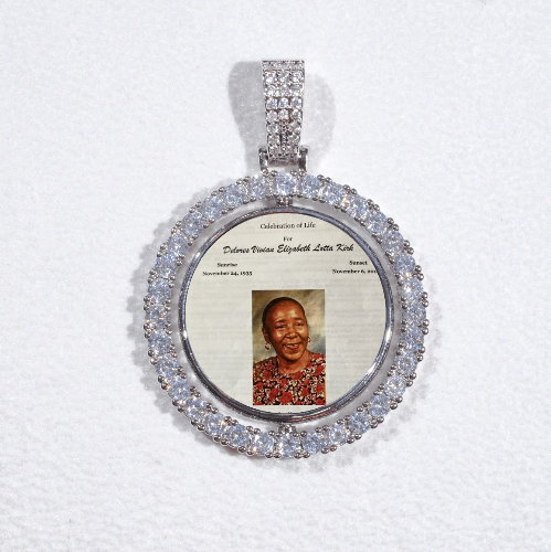 3D Spinning 2-Faced Custom Picture Pendant