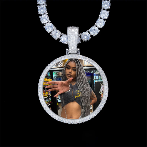 925S & VVS Moissanite 3D Circle Custom Picture Pendant