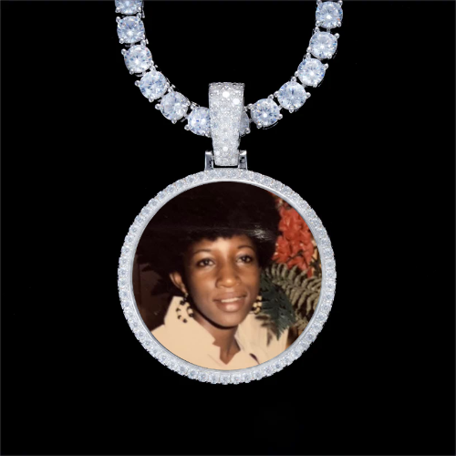 925S & VVS Moissanite 3D Circle Custom Picture Pendant