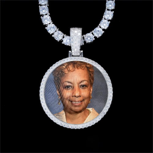 925S & VVS Moissanite 3D Circle Custom Picture Pendant
