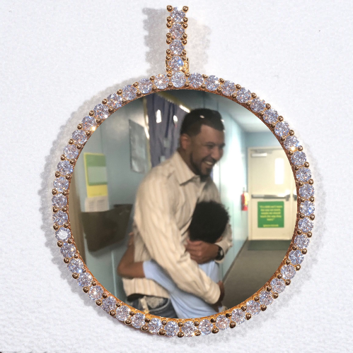 LARGE 3D CIRCLE CUSTOM PICTURE PENDANT