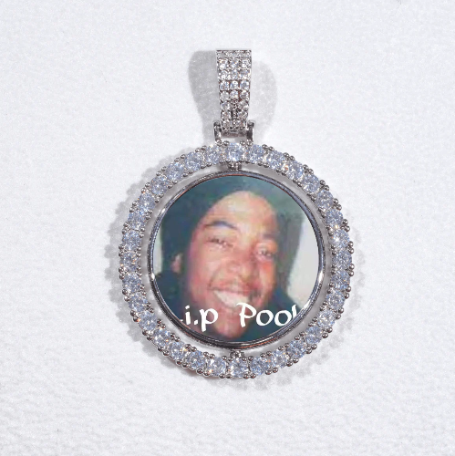 3D Spinning 2-Faced Custom Picture Pendant