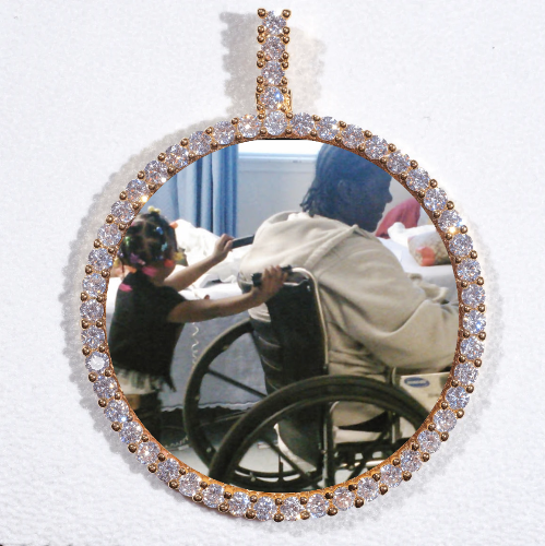 LARGE 3D CIRCLE CUSTOM PICTURE PENDANT