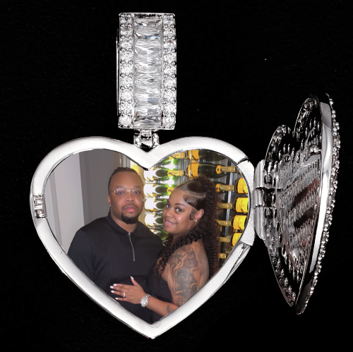 CUSTOM PICTURE PENDANT STYLE-8
