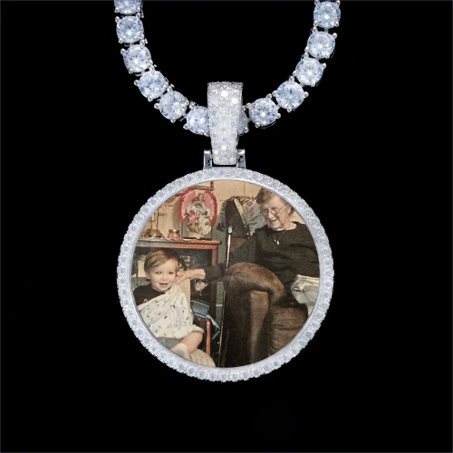 925S & VVS Moissanite 3D Circle Custom Picture Pendant