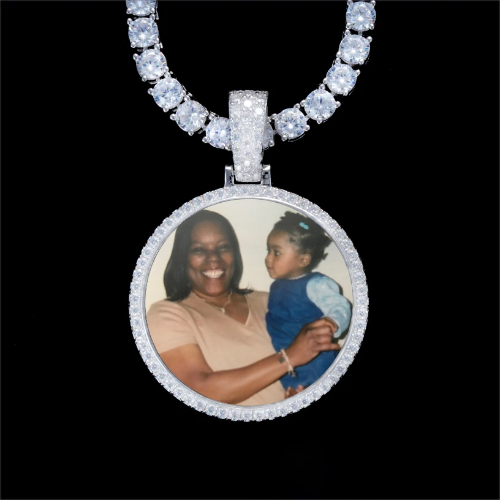 925S & VVS Moissanite 3D Circle Custom Picture Pendant