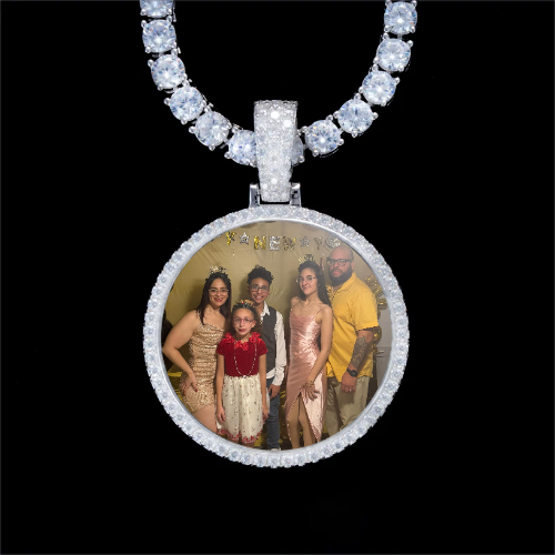 925S & VVS Moissanite 3D Circle Custom Picture Pendant