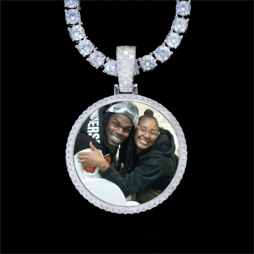 925S & VVS Moissanite 3D Circle Custom Picture Pendant