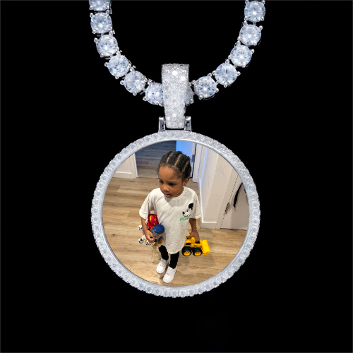 925S & VVS Moissanite 3D Circle Custom Picture Pendant