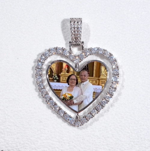 3D Spinning 2-Faced Heart Custom Picture Pendant