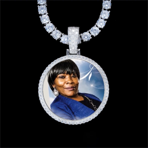 925S & VVS Moissanite 3D Circle Custom Picture Pendant
