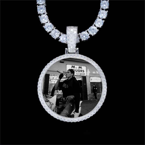 925S & VVS Moissanite 3D Circle Custom Picture Pendant