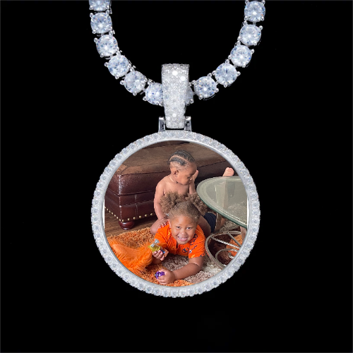 925S & VVS Moissanite 3D Circle Custom Picture Pendant
