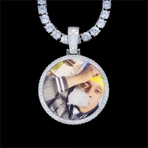 925S & VVS Moissanite 3D Circle Custom Picture Pendant