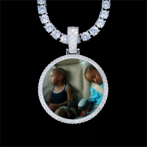 925S & VVS Moissanite 3D Circle Custom Picture Pendant