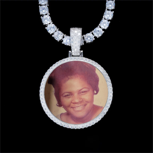 925S & VVS Moissanite 3D Circle Custom Picture Pendant