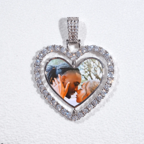 3D Spinning 2-Faced Heart Custom Picture Pendant