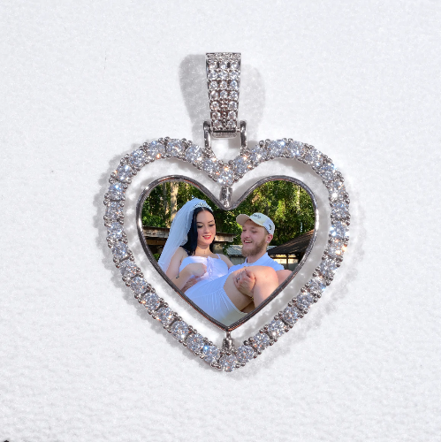 3D Spinning 2-Faced Heart Custom Picture Pendant