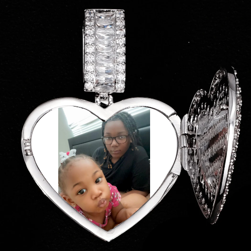 CUSTOM PICTURE PENDANT STYLE-8
