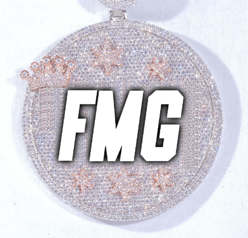 CUSTOM LETTER NECKLACE 3D BIG CROWN DISC
