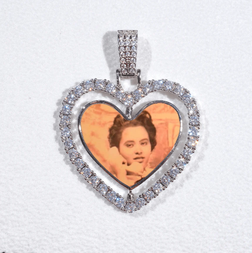 3D Spinning 2-Faced Heart Custom Picture Pendant