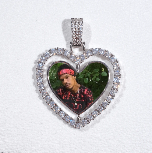 3D Spinning 2-Faced Heart Custom Picture Pendant