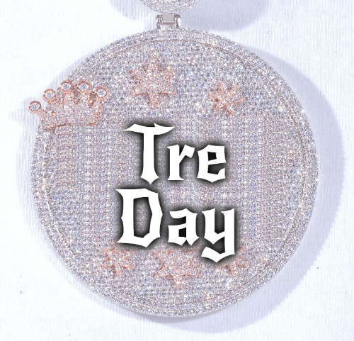 CUSTOM LETTER NECKLACE 3D BIG CROWN DISC