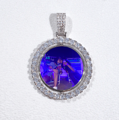 3D Spinning 2-Faced Custom Picture Pendant