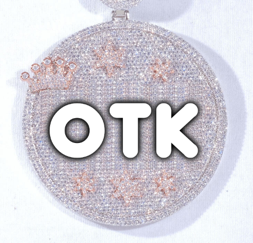 CUSTOM LETTER NECKLACE 3D BIG CROWN DISC