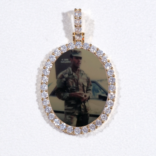 3D Oval Custom Picture Pendant