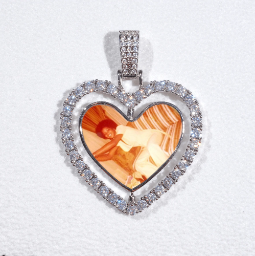 3D Spinning 2-Faced Heart Custom Picture Pendant