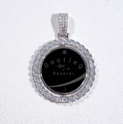 3D Spinning 2-Faced Custom Picture Pendant