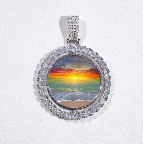 3D Spinning 2-Faced Custom Picture Pendant