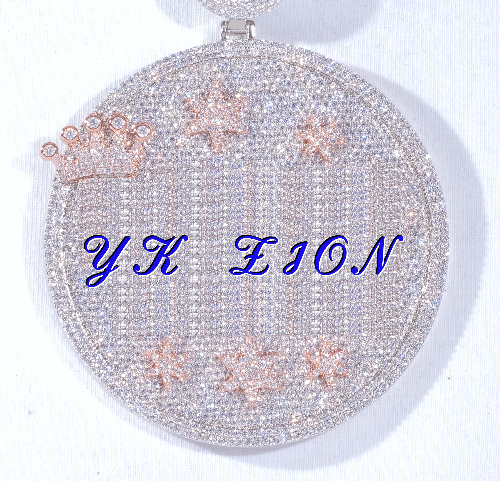 CUSTOM LETTER NECKLACE 3D BIG CROWN DISC