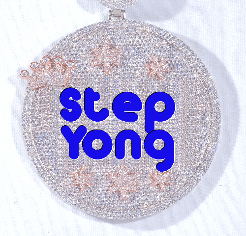CUSTOM LETTER NECKLACE 3D BIG CROWN DISC