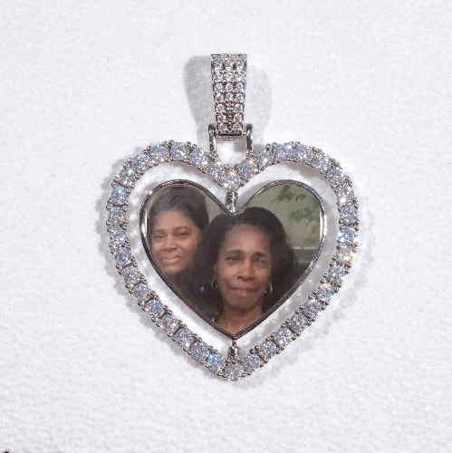 3D Spinning 2-Faced Heart Custom Picture Pendant