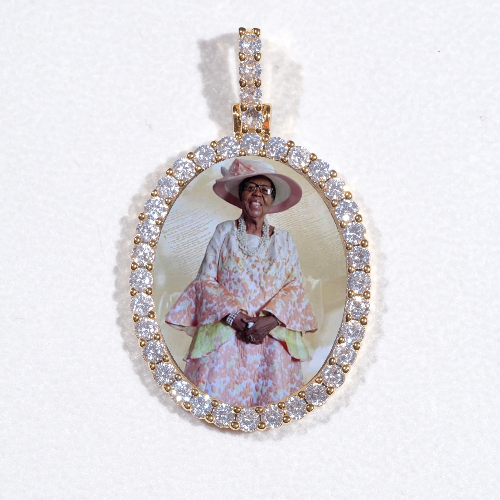 3D Oval Custom Picture Pendant