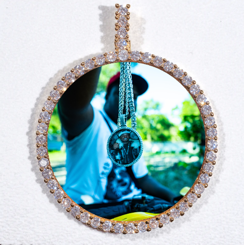 LARGE 3D CIRCLE CUSTOM PICTURE PENDANT