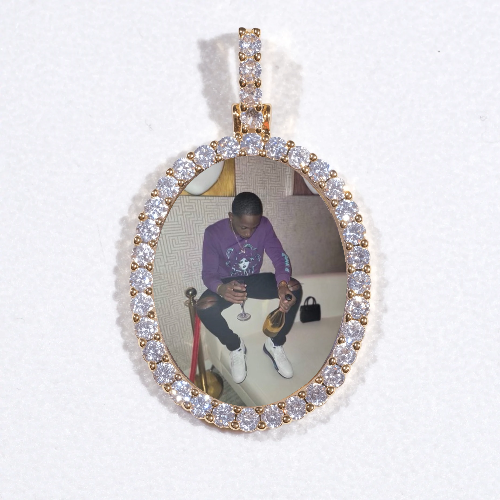 3D Oval Custom Picture Pendant