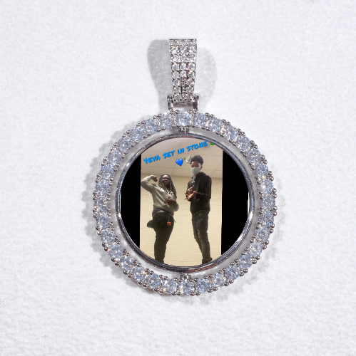3D Spinning 2-Faced Custom Picture Pendant