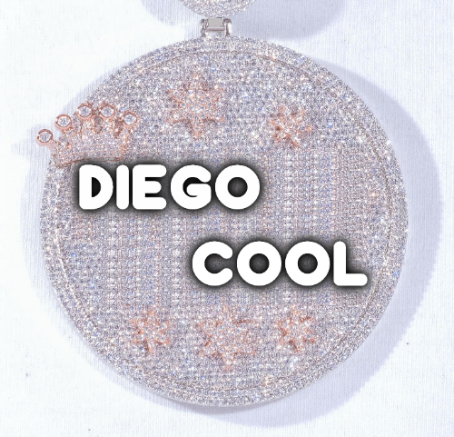 CUSTOM LETTER NECKLACE 3D BIG CROWN DISC